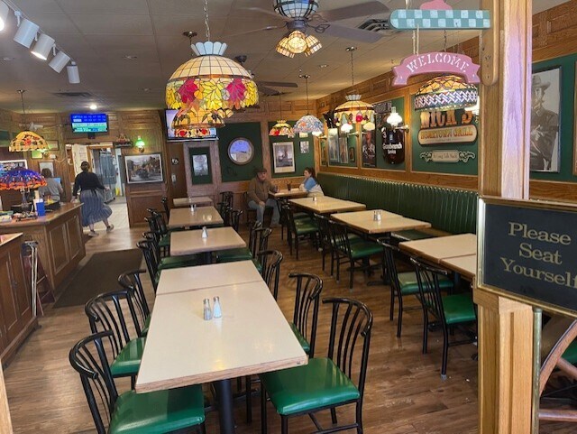 More Photos Of 102 N Saginaw St, Durand Restaurant For Sale