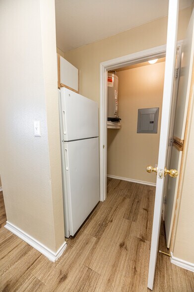 More Photos Of 300 Madison Ave, Childress Apartments For Sale