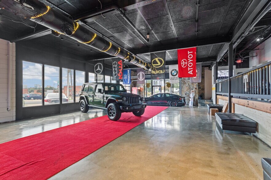 More Photos Of 1605 Brook Rd, Richmond Warehouse For Sale