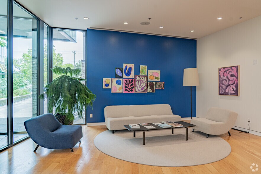 More Photos Of 601 W Rosemary St, Chapel Hill Apartments For Sale