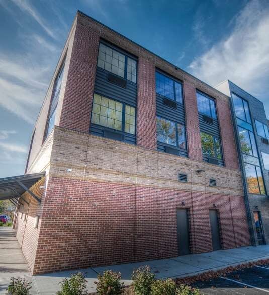 More Photos Of 62 Broadway, Woodcliff Lake Apartments For Sale