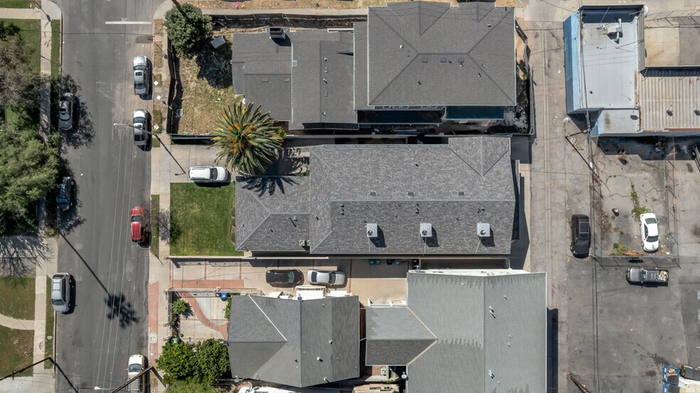 More Photos Of 8807 Canby Ave Ave, Northridge Apartments For Sale