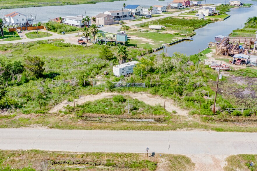 More Photos Of 0 Swan St, Hitchcock Land For Sale