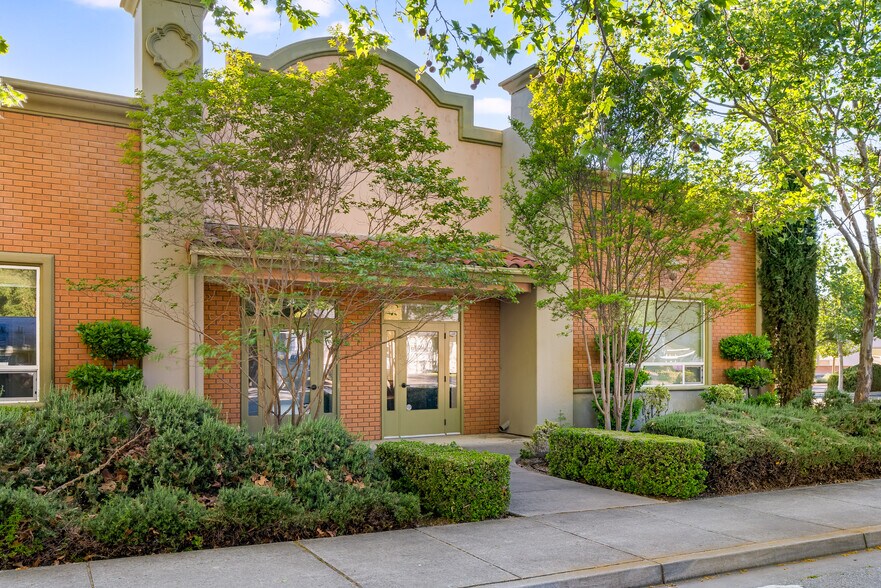 More Photos Of 7090 Atascadero Ave, Atascadero Medical For Sale