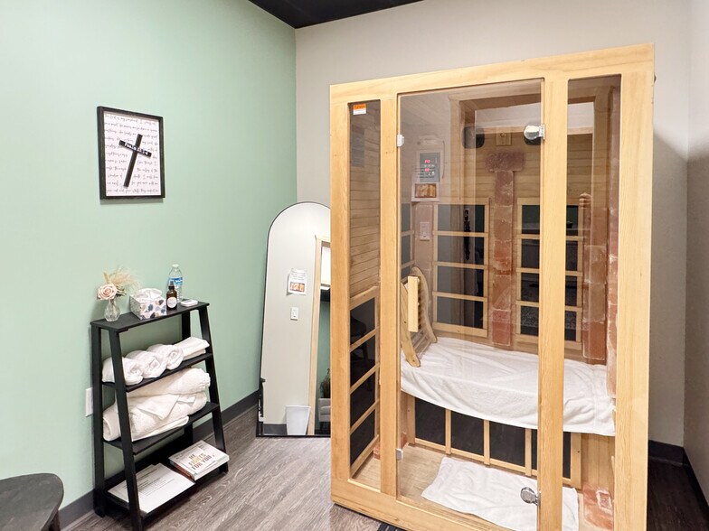 More Photos Of 10 Lafayette St, Washington Storefront Retail Office For Sale