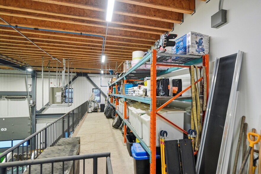 More Photos Of 224 Robot St, Vars Warehouse For Sale