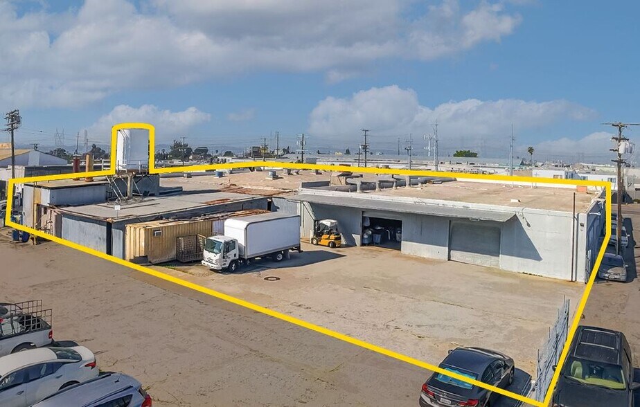 More Photos Of 6846-6856 Tujunga Ave, North Hollywood Manufacturing For Sale