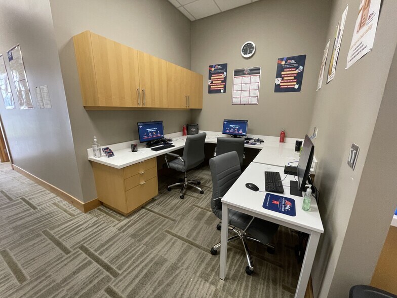 More Photos Of 1215 N 500 W, Provo Storefront For Lease