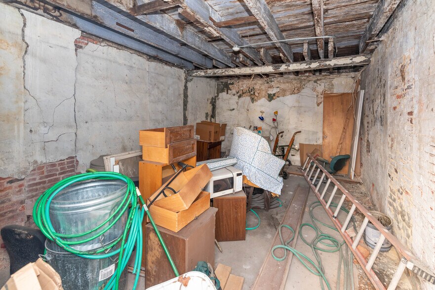 More Photos Of 401-405 S High St, Baltimore Storefront Retail Residential For Sale