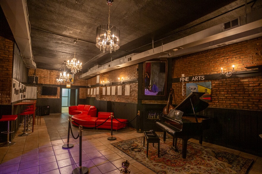 More Photos Of 5401-5403 W Madison St, Chicago Storefront Retail Residential For Sale