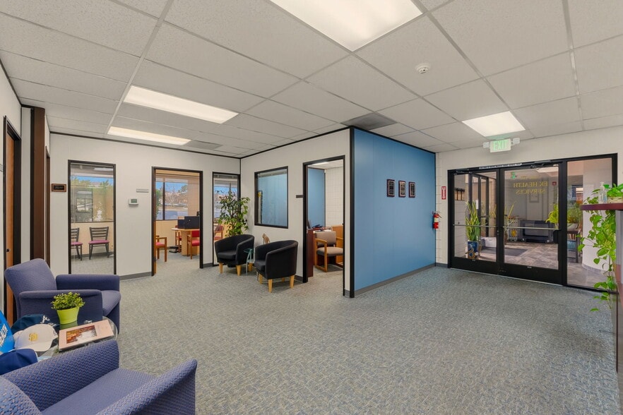 More Photos Of 992 S De Anza Blvd, San Jose Office For Lease