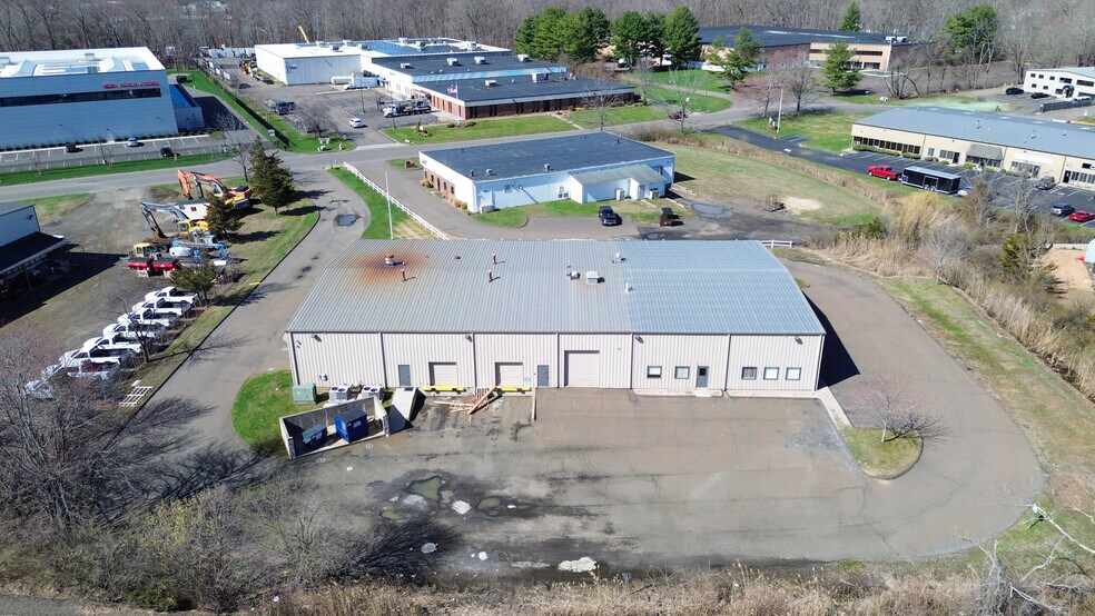 More Photos Of 21 Thompson Rd, Branford Industrial For Lease