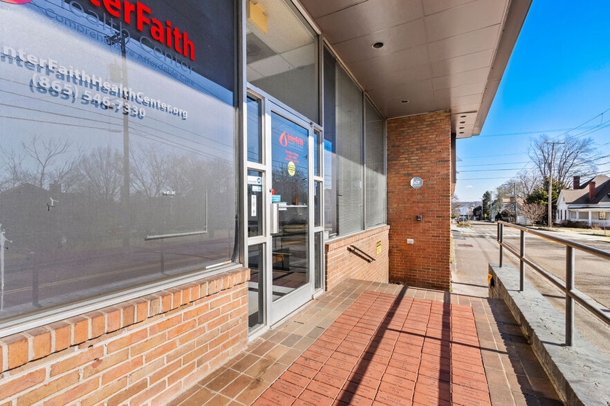 More Photos Of 315 Gill Ave, Knoxville Medical For Lease