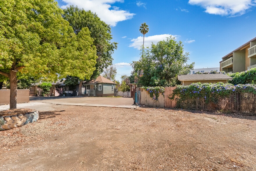 More Photos Of 16005 Mateo St, San Leandro Apartments For Sale