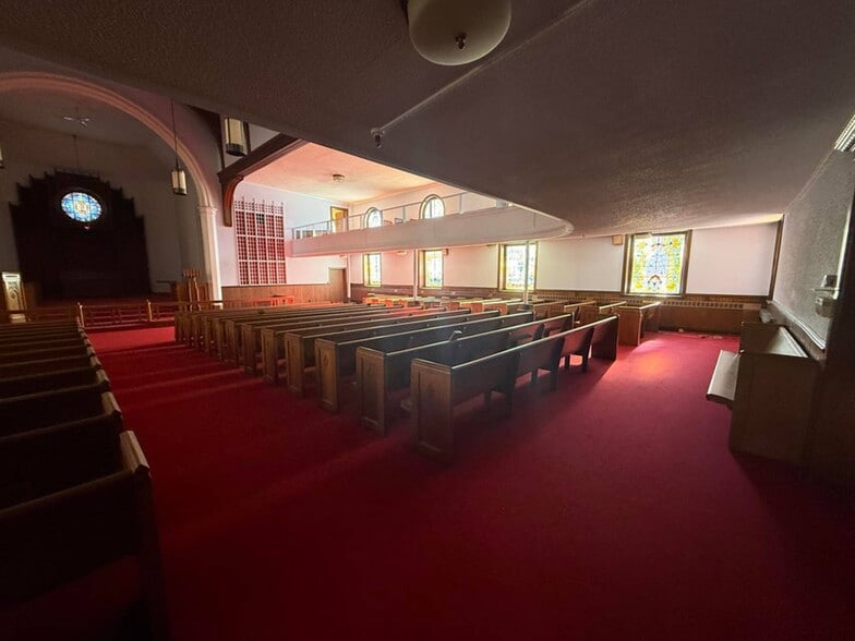 More Photos Of 17 Fremont St, Gloversville Religious Facility For Sale