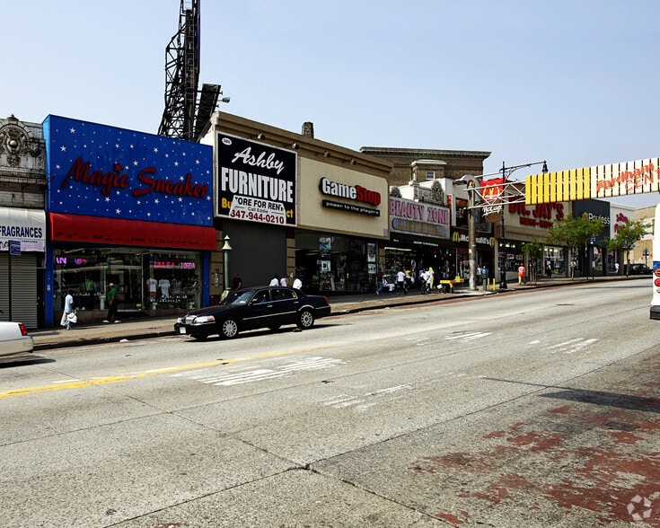 More Photos Of 360-386 E Fordham Rd, Bronx General Retail For Lease