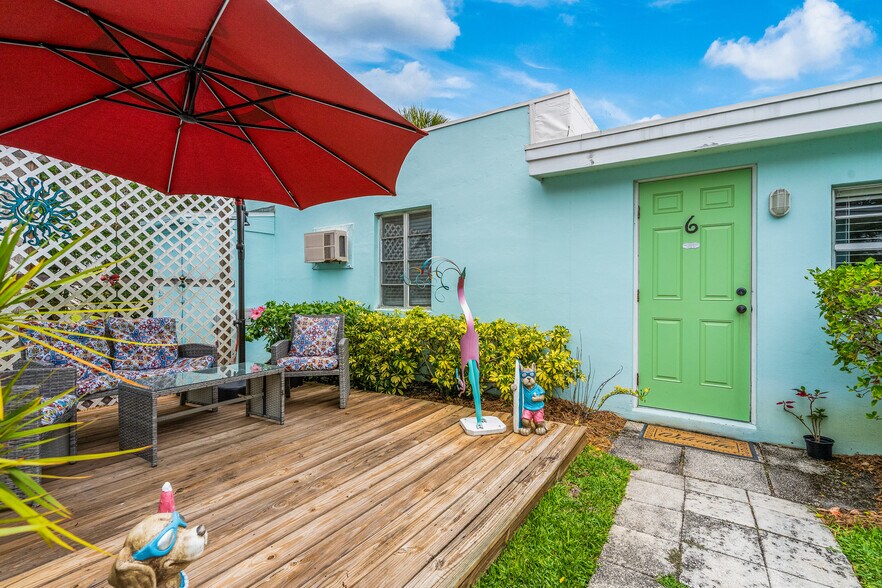 More Photos Of 11450 S Indian River Dr, Sebastian Hotel For Sale