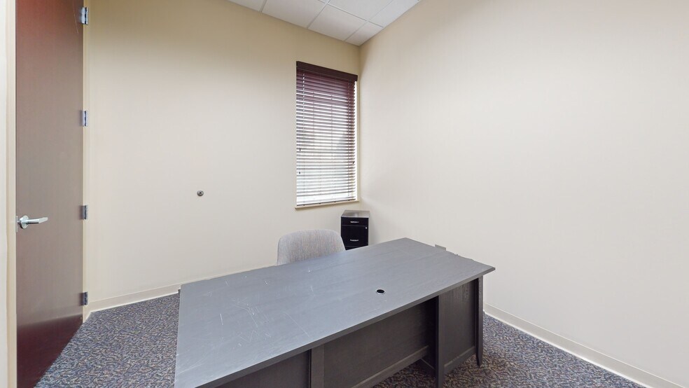 More Photos Of 500 Plantation Park Dr, Loganville Office For Lease