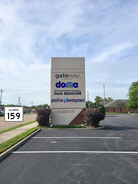 More Photos Of 1 Bronze Pointe Blvd, Swansea Loft Creative Space For Lease