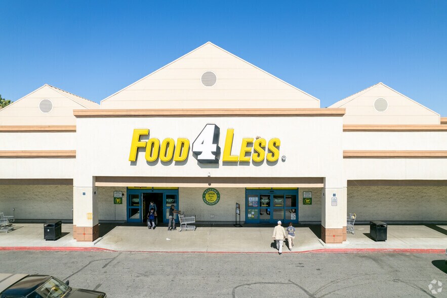 More Photos Of 2050 W Redlands Blvd, Redlands Unknown For Lease