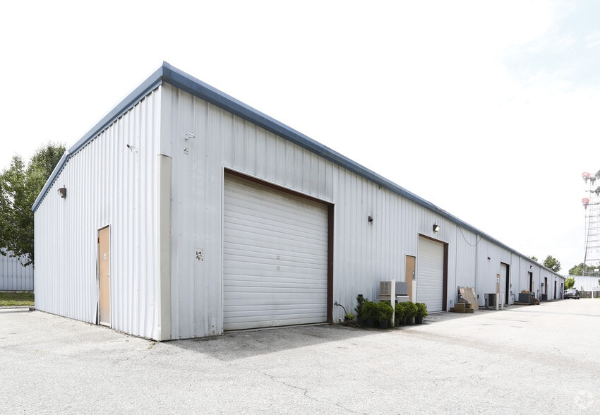 More Photos Of 6600 Windmill Way, Wilmington Industrial For Lease