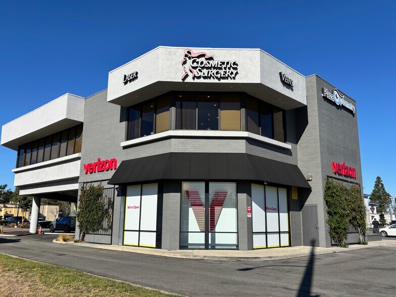 Primary Photo Of 3500 S Bristol St, Santa Ana Medical For Lease