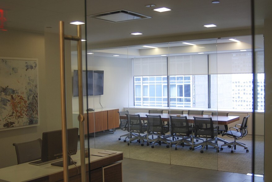 More Photos Of 120 W 45th St, New York Office For Lease
