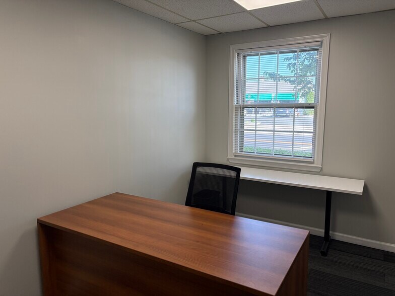 More Photos Of 2 Kings Hwy W, Haddonfield Office For Lease