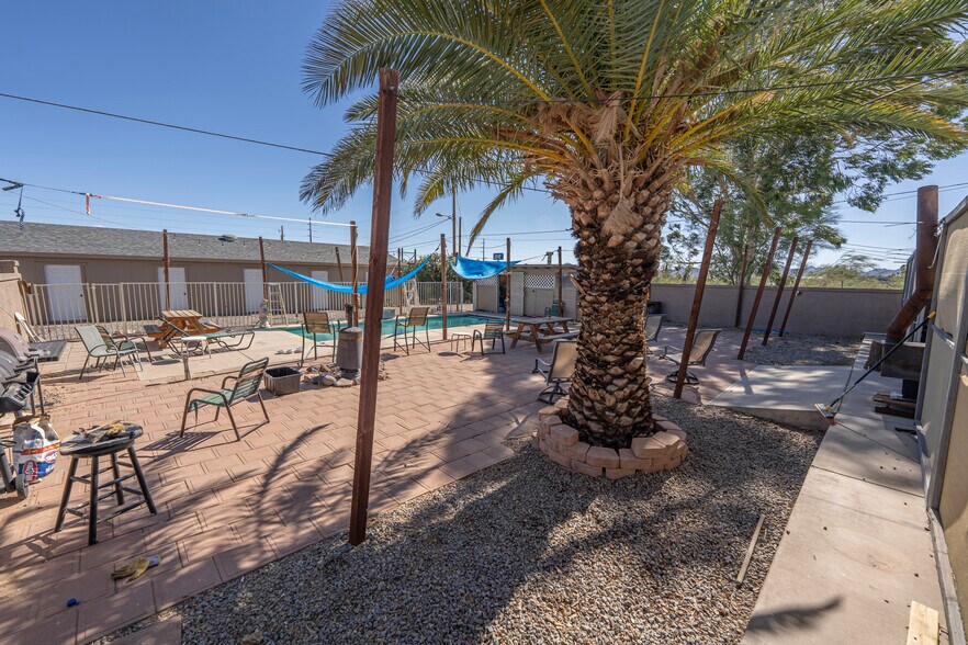 More Photos Of 5221 Hwy 68, Golden Valley Flex For Sale