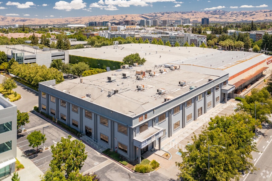 More Photos Of 1401 Parkmoor Ave, San Jose Office For Lease