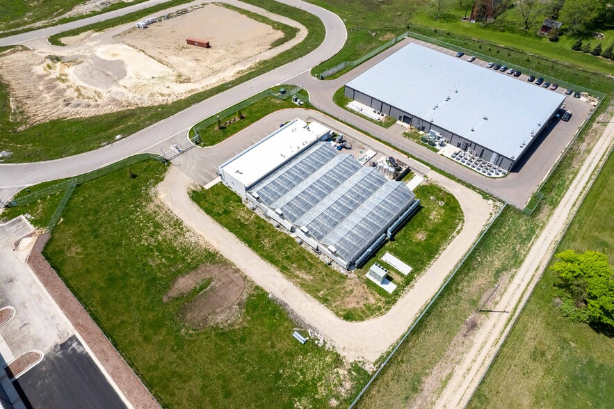 More Photos Of 10310 Harvest Park, Dimondale Warehouse For Lease