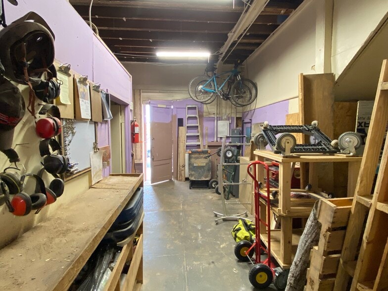 More Photos Of 220-222 6th St, Augusta Storefront Retail Residential For Sale