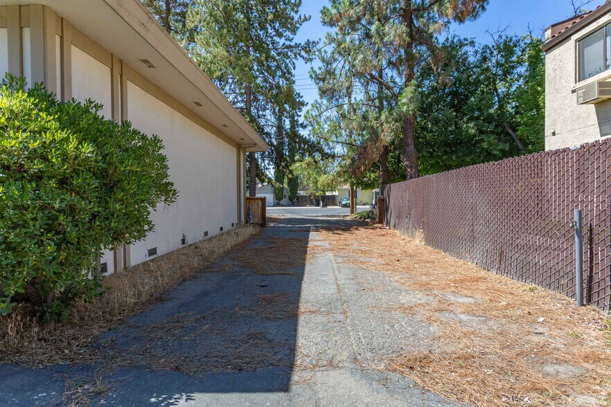 More Photos Of 2921 El Camino Ave, Sacramento Medical For Lease