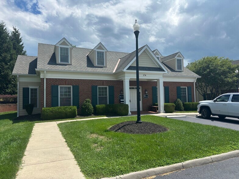 More Photos Of 274 Westlake Rd, Hardy Medical For Lease