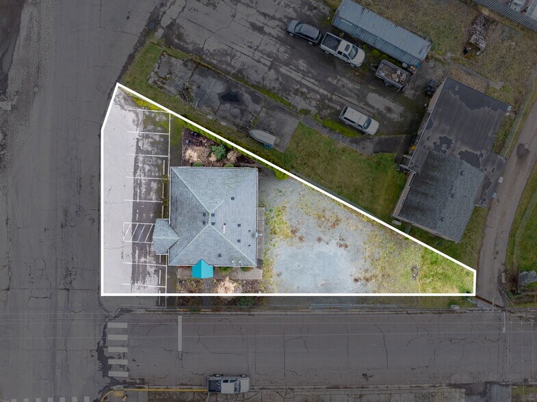 More Photos Of 101 E Main Ave, Morton Office For Sale