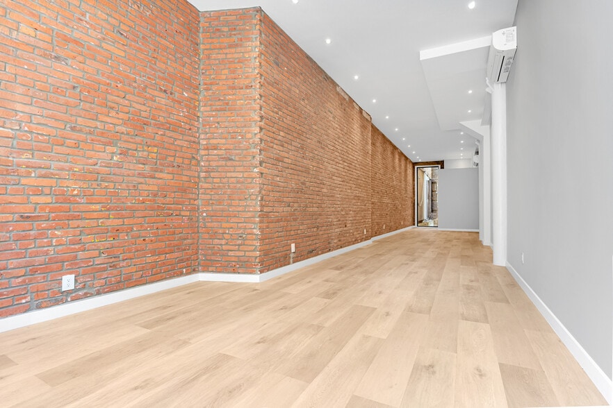 More Photos Of 228 8th Ave, New York Apartments For Lease