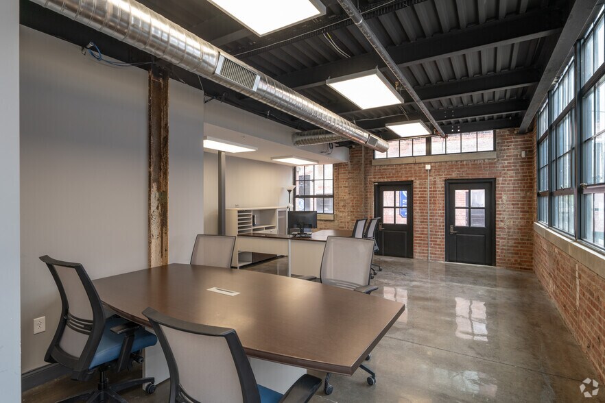 More Photos Of 155 Chandler St, Buffalo Coworking Space
