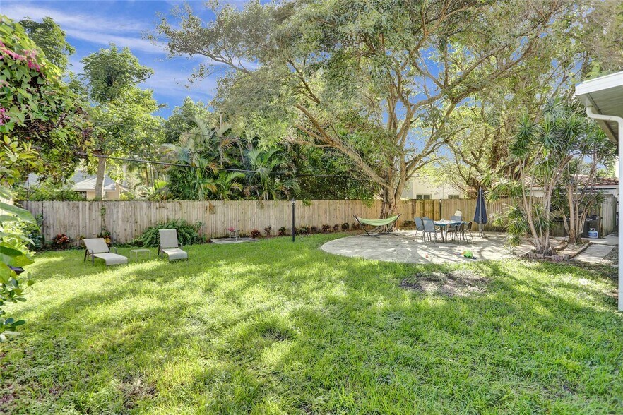 More Photos Of 76 NE 49th St, Miami Apartments For Sale