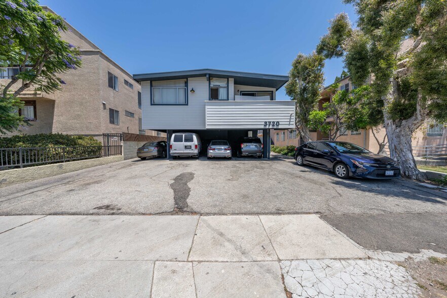 More Photos Of 3720 Midvale Ave, Los Angeles Apartments For Sale