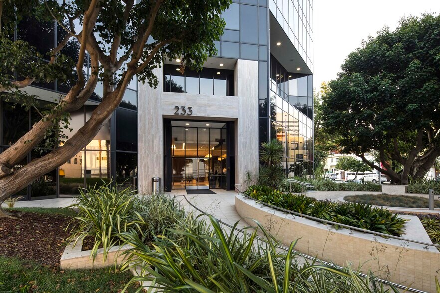 More Photos Of 233 Wilshire Blvd, Santa Monica Office For Lease