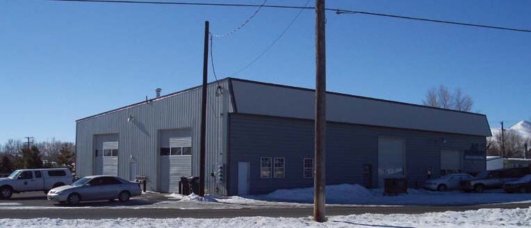 Primary Photo Of 4 Gannett Rd, Bellevue Distribution For Sale