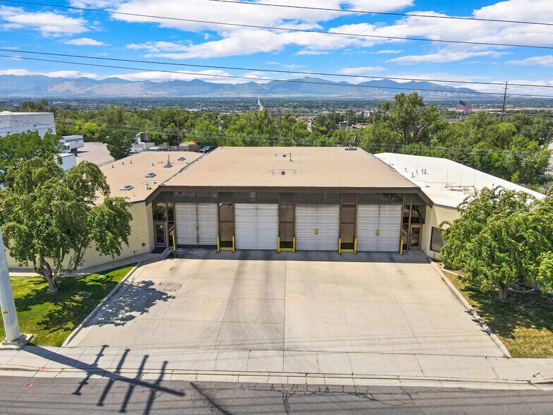 More Photos Of 9010 S 150 E, Sandy Light Manufacturing For Sale