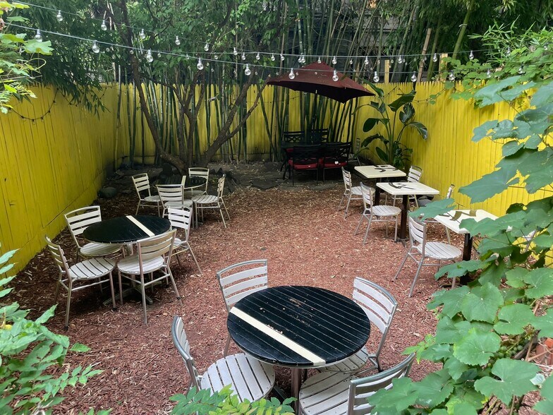 More Photos Of 229 S 4th St, Brooklyn Apartments For Lease