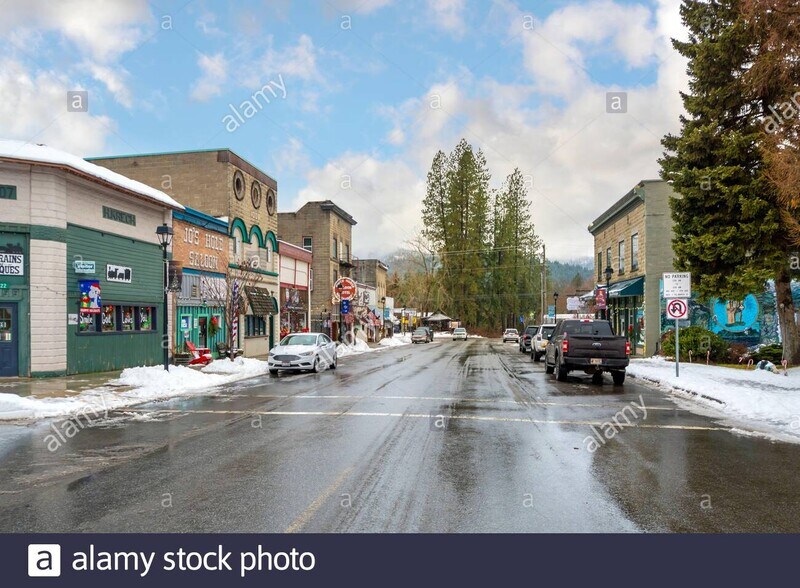 More Photos Of 6222 W Maine St, Spirit Lake Storefront For Lease