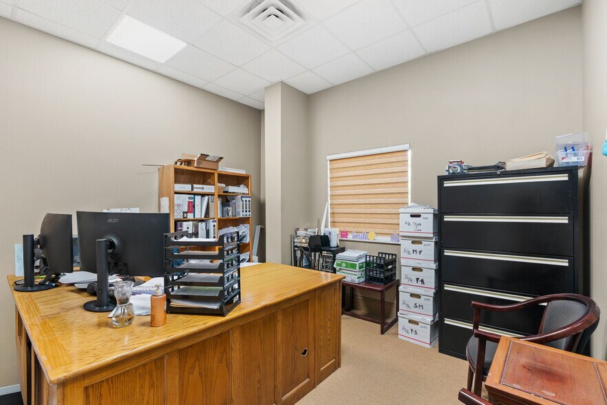 More Photos Of 585 Commonwealth Blvd, Port Orange Manufacturing For Sale