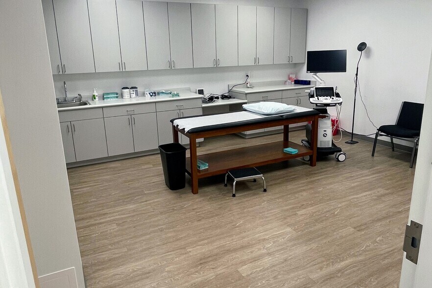 More Photos Of 2135 W Main St, Lehi Medical For Sale