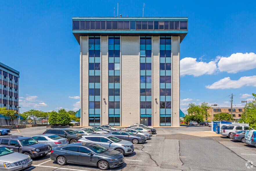 More Photos Of 6188 Oxon Hill Rd, Oxon Hill Medical For Lease