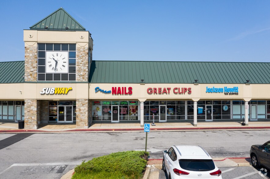 More Photos Of 7844 Wise Ave, Dundalk Unknown For Lease