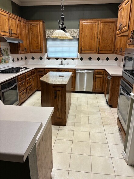 More Photos Of 200 CR 180, Leander Office For Lease