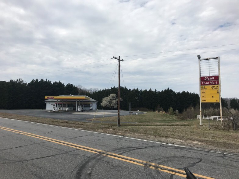 More Photos Of 111 Hidden Valley Dr, Reidsville Service Station For Sale